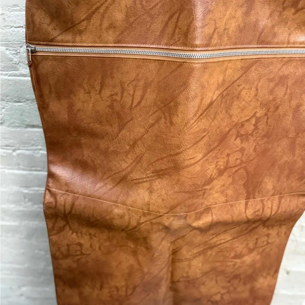 Amazing vintage Brown Leather Garment Bag American Tourister